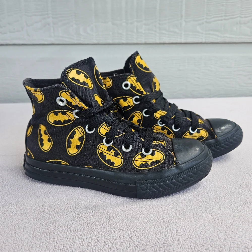 Converse CTAS Hi Top Batman Logo Sneaker Toddler SZ 12 Black DC Comics Yellow